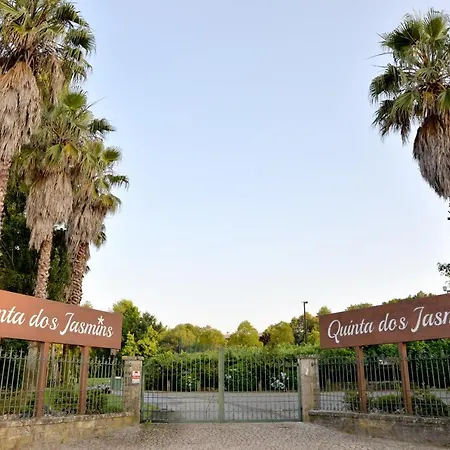 לינה וארוחת בוקר Quinta Dos Jasmins